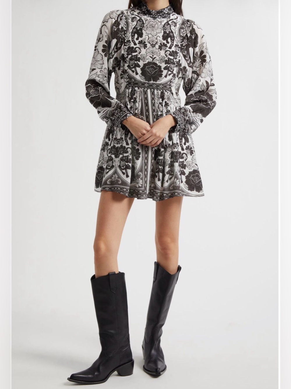 FARM Rio Flower Leopards Off-White Mini Dress (B10)